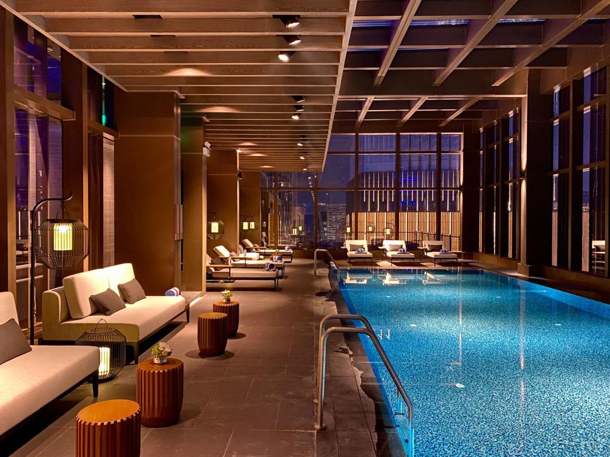 Jumeirah Guangzhou-Complimentary Shuttle Bus To Canton Fair Complex Buitenkant foto