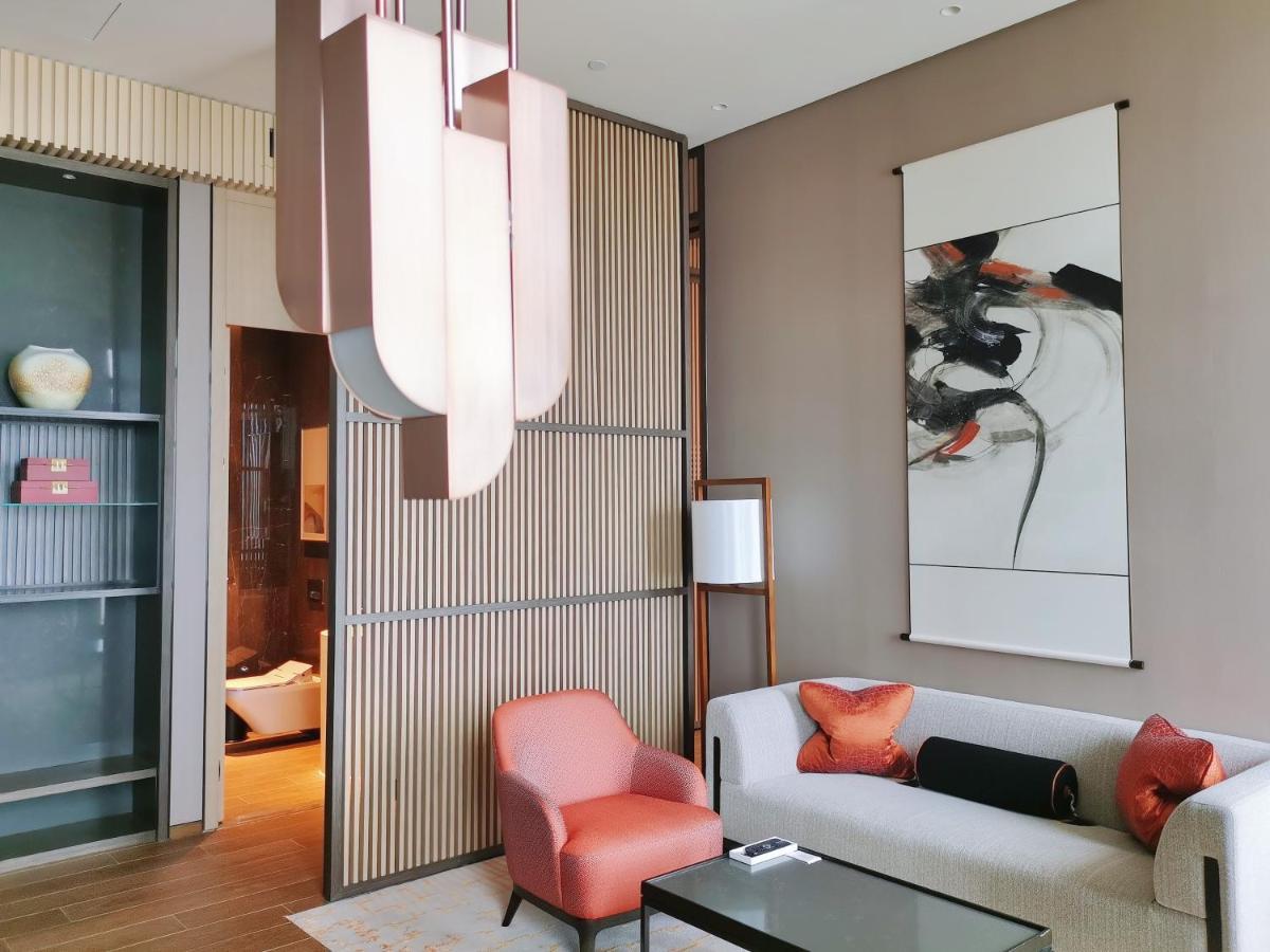 Jumeirah Guangzhou-Complimentary Shuttle Bus To Canton Fair Complex Buitenkant foto