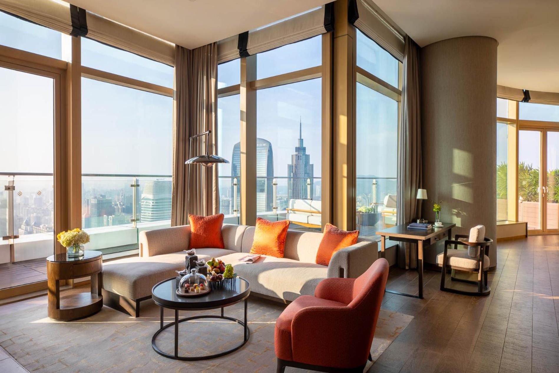 Jumeirah Guangzhou-Complimentary Shuttle Bus To Canton Fair Complex Buitenkant foto