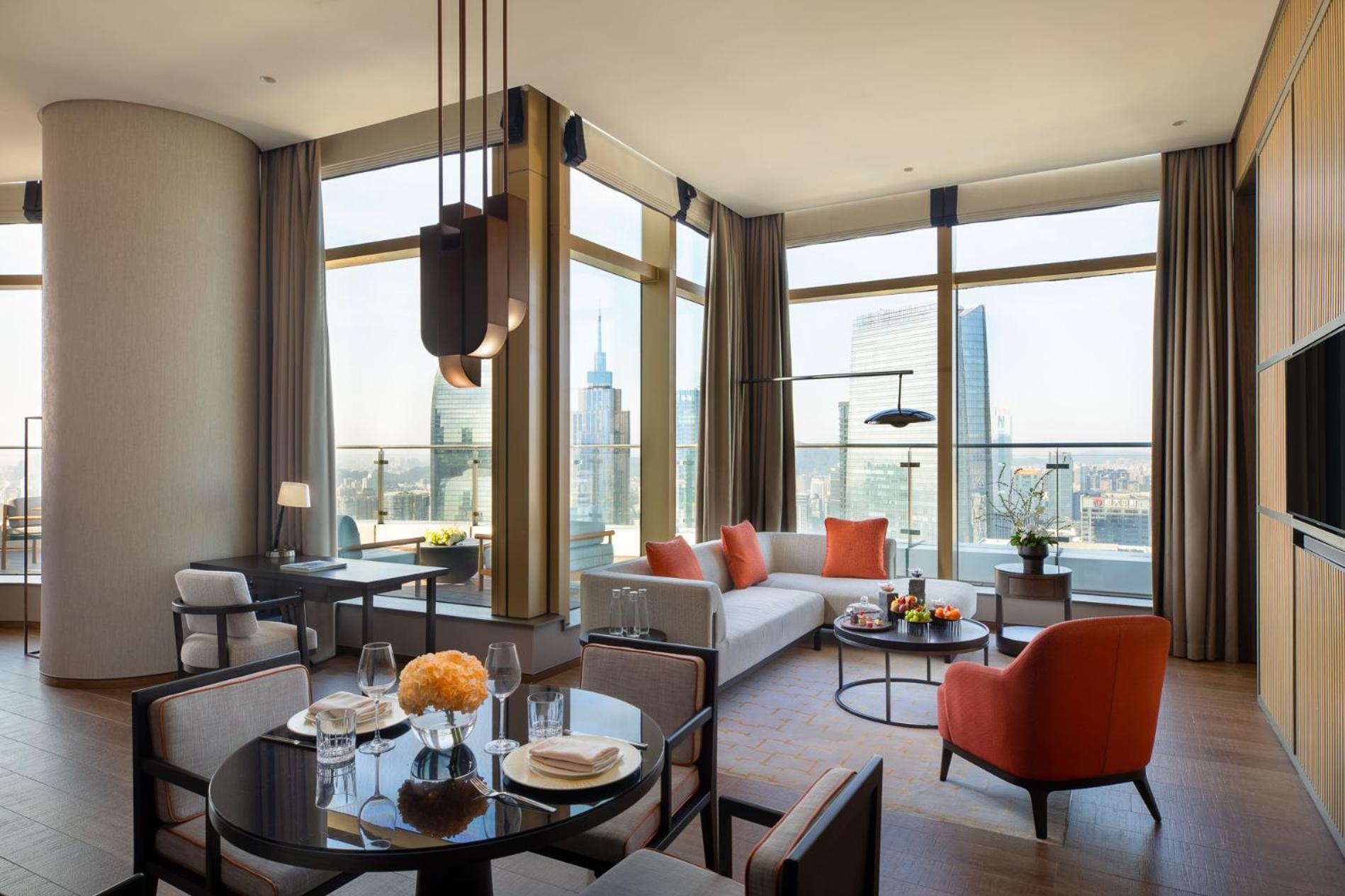 Jumeirah Guangzhou-Complimentary Shuttle Bus To Canton Fair Complex Buitenkant foto